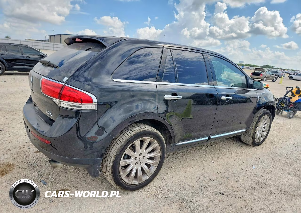 2013 Lincoln Mkx VIN:2LMDJ6JKXDBL38527 - 3