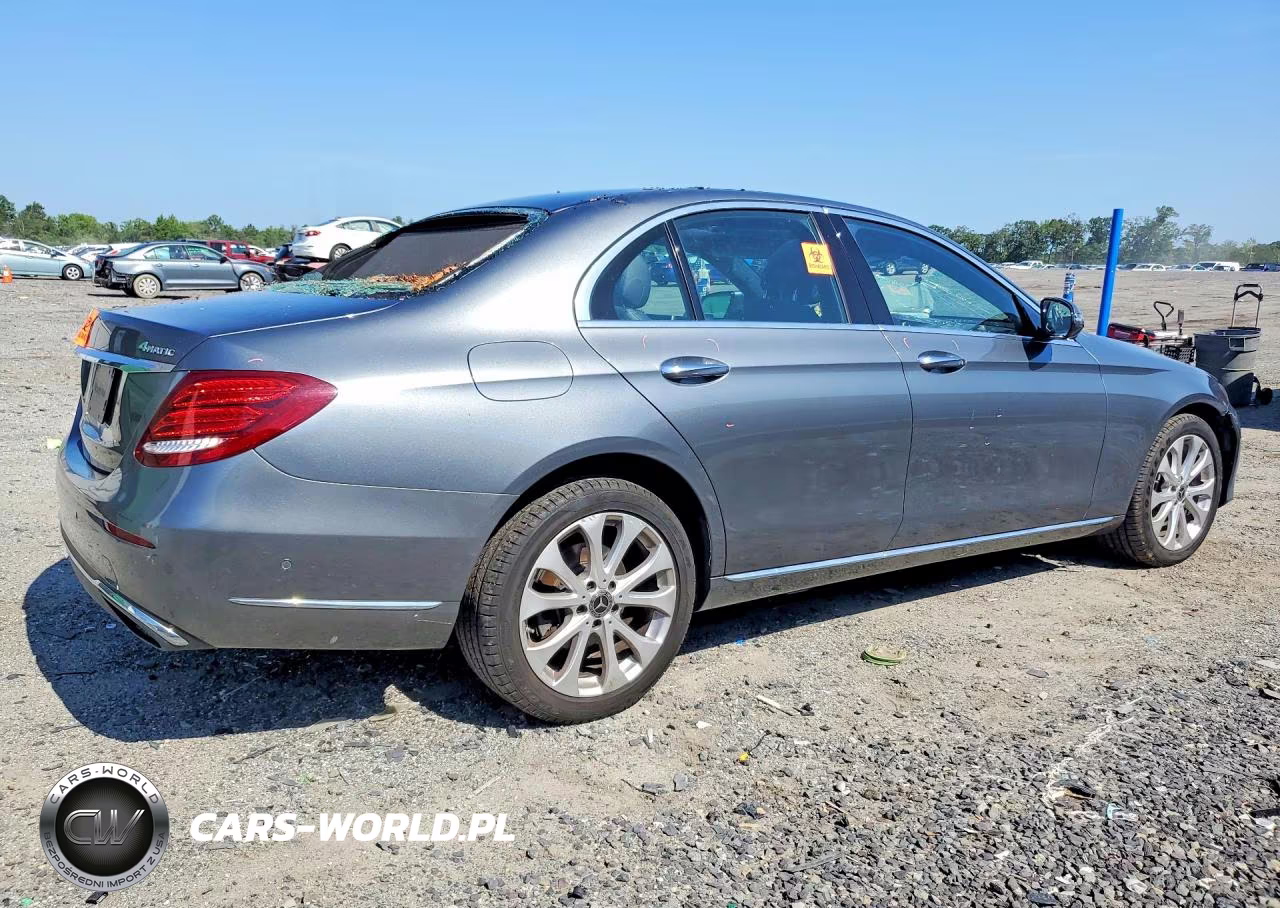 2019 Mercedes-Benz E 300 4Matic VIN:WDDZF4KB0KA626985 - 3