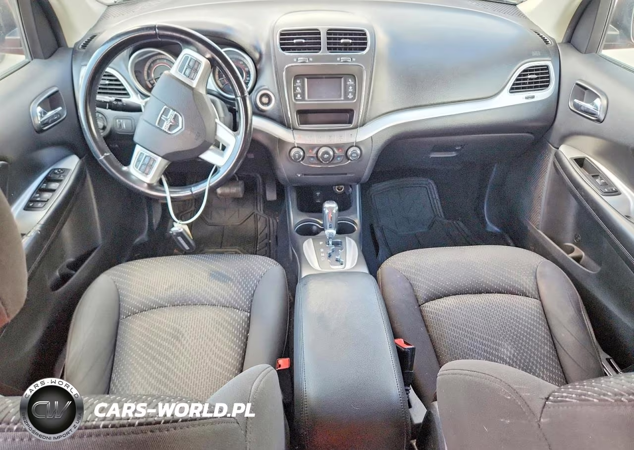 2018 Dodge Journey Se VIN:3C4PDCAB5JT517318 - 8