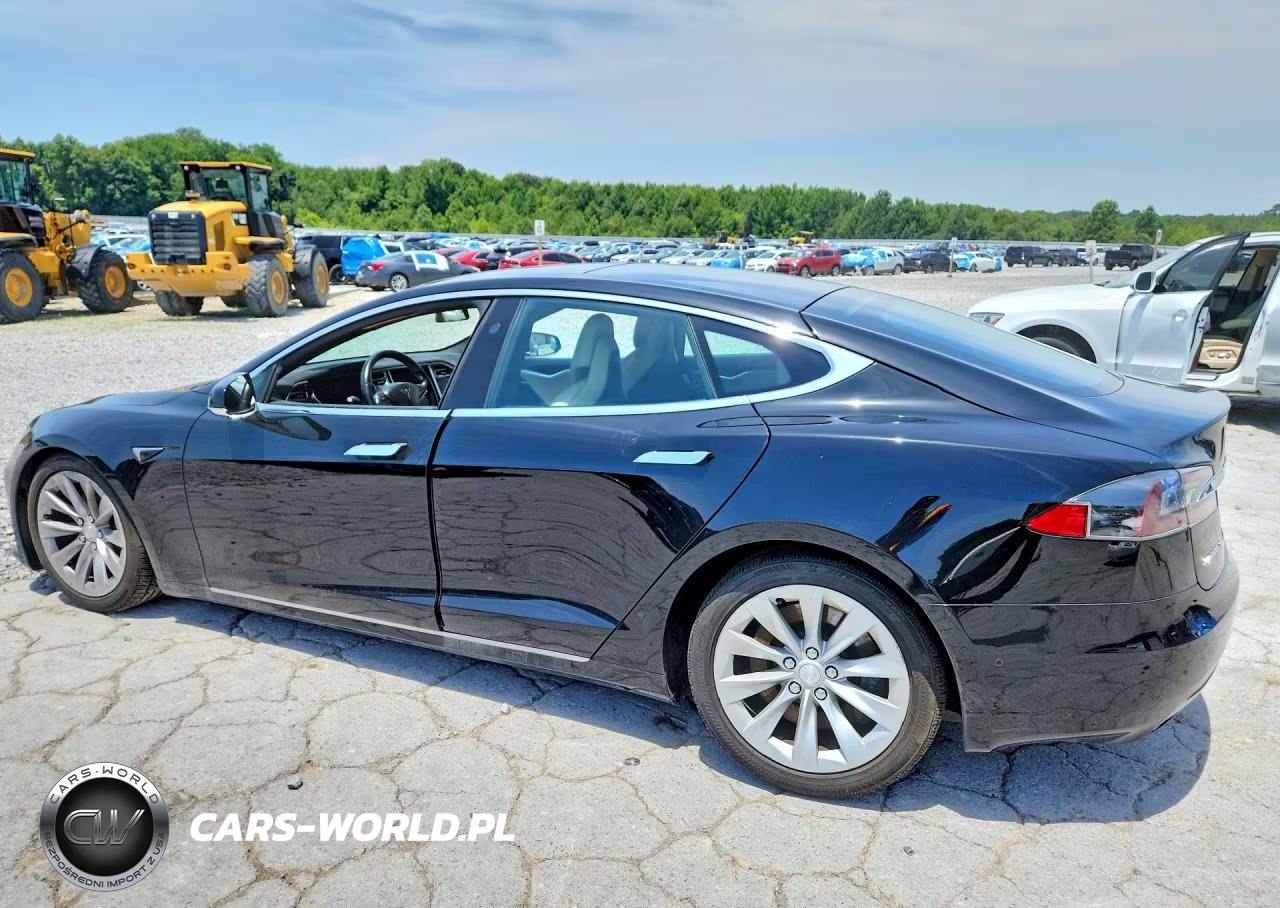2017 Tesla Model S VIN:5YJSA1E13HF185476 - 2