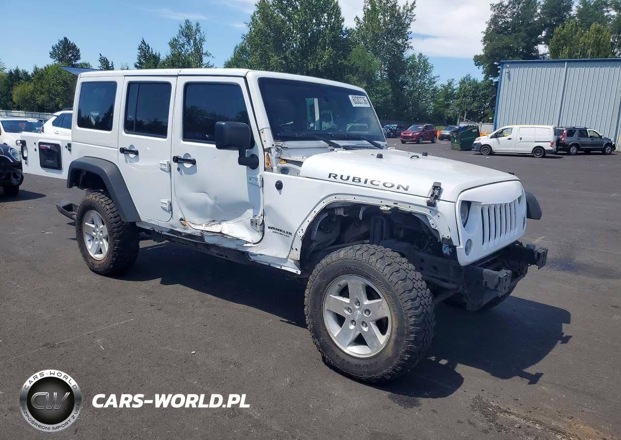2015 Jeep Wrangler Unlimited Sport VIN:1C4BJWDG6FL684916 - 4