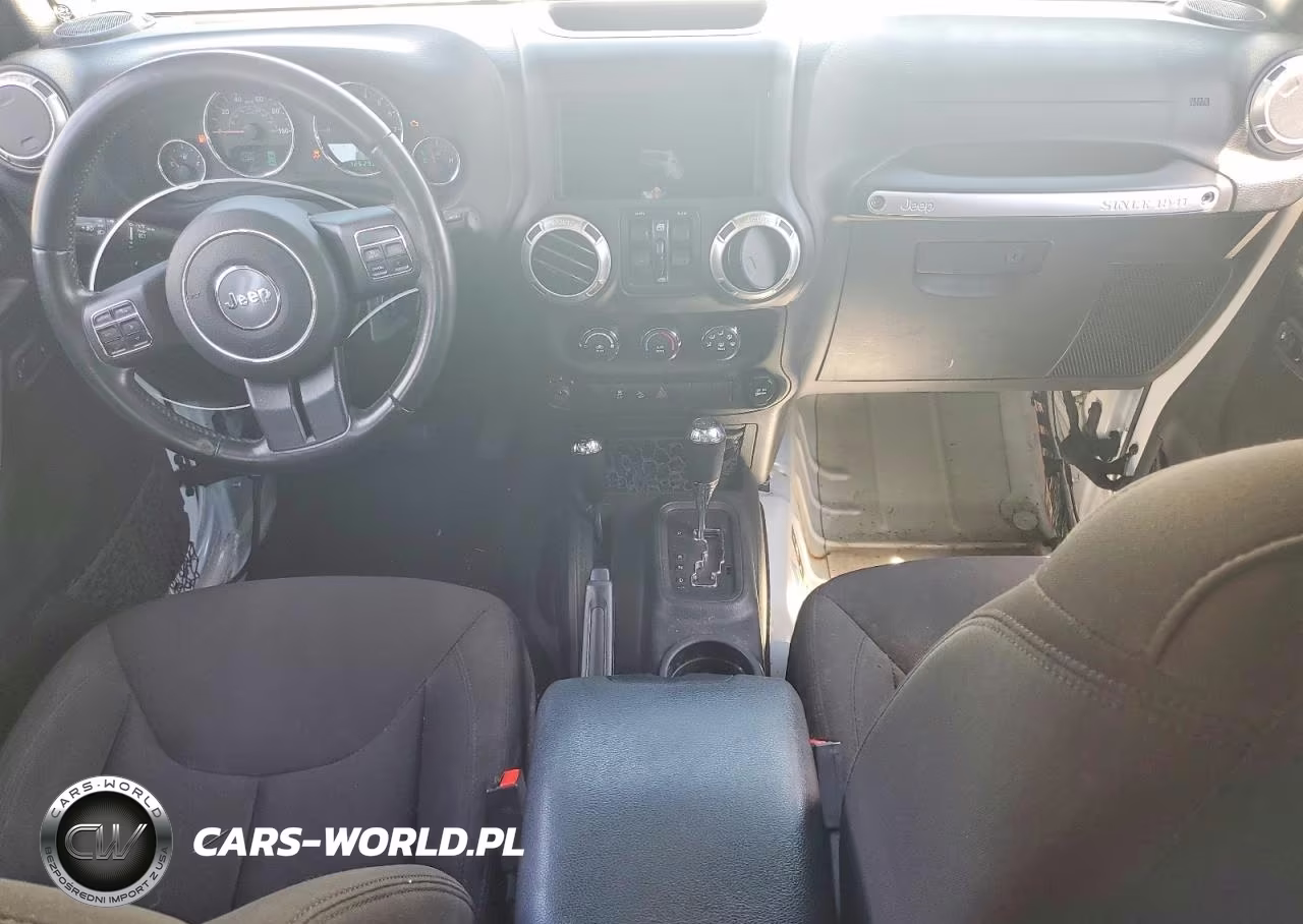 2015 Jeep Wrangler Unlimited Sport VIN:1C4BJWDG6FL684916 - 8