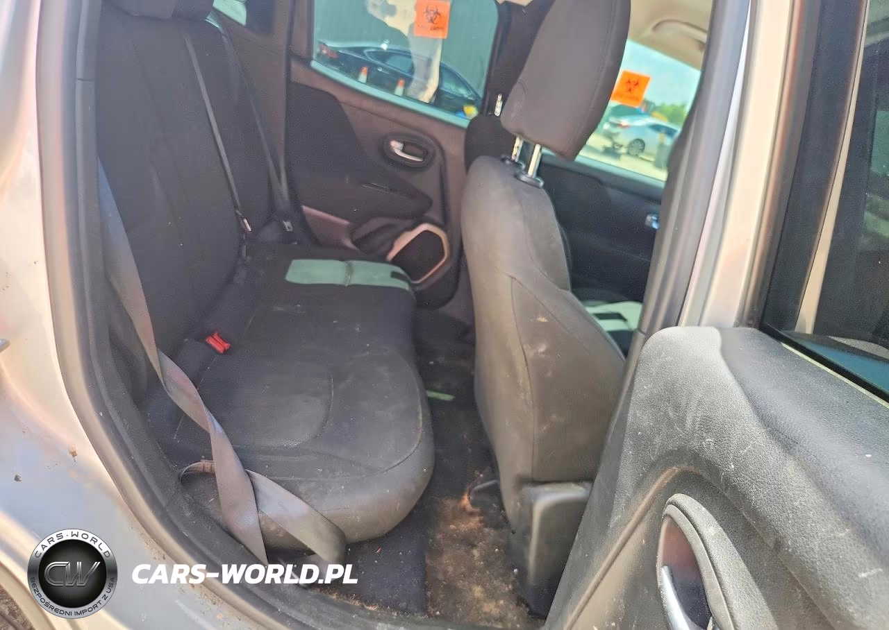 2015 Jeep Renegade Sport VIN:ZACCJAATXFPB31058 - 11