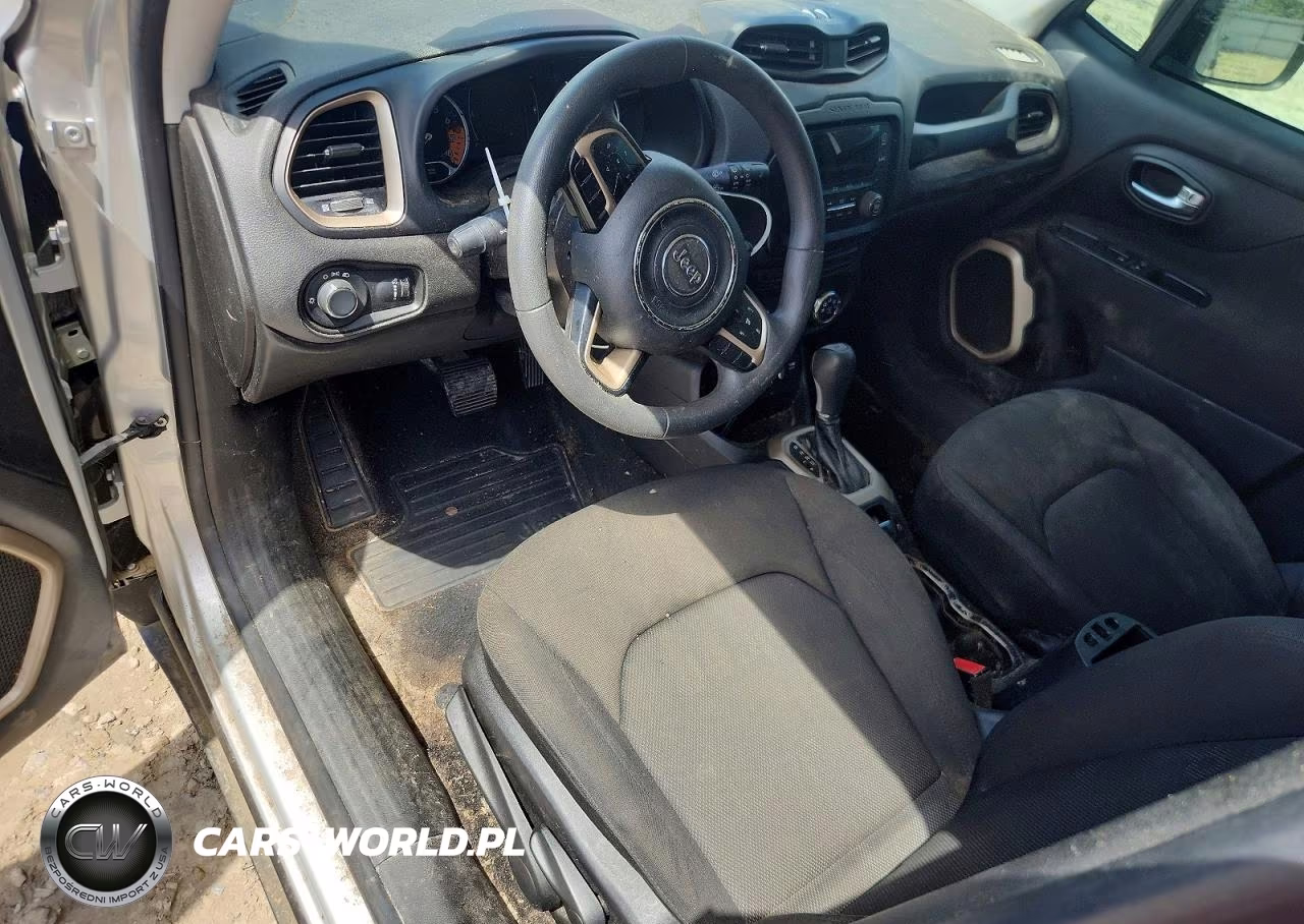 2015 Jeep Renegade Sport VIN:ZACCJAATXFPB31058 - 8