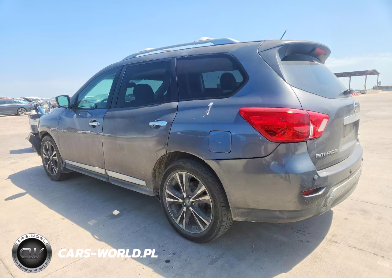 2017 Nissan Pathfinder Platinum VIN:5N1DR2MN5HC639764 - 2