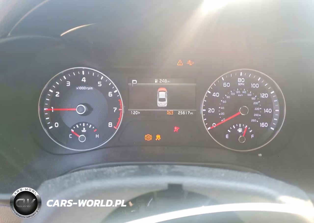 2024 Kia Forte Gt Line VIN:3KPF54AD7RE727984 - 9