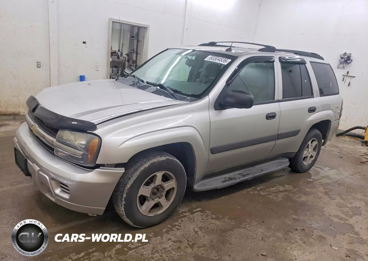 2005 Chevrolet Trailblazer Ls VIN:1GNDT13S952142071 - 1