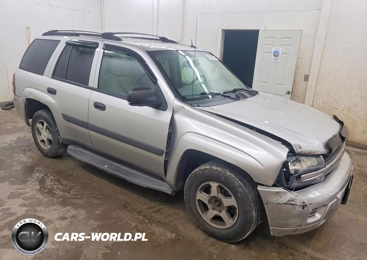 2005 Chevrolet Trailblazer Ls VIN:1GNDT13S952142071 - 4