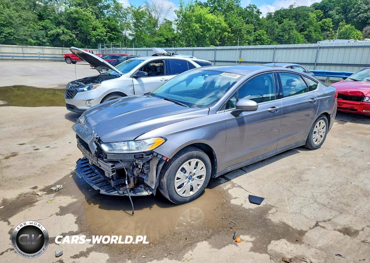 2013 Ford Fusion S – zdjęcie 1 z 13