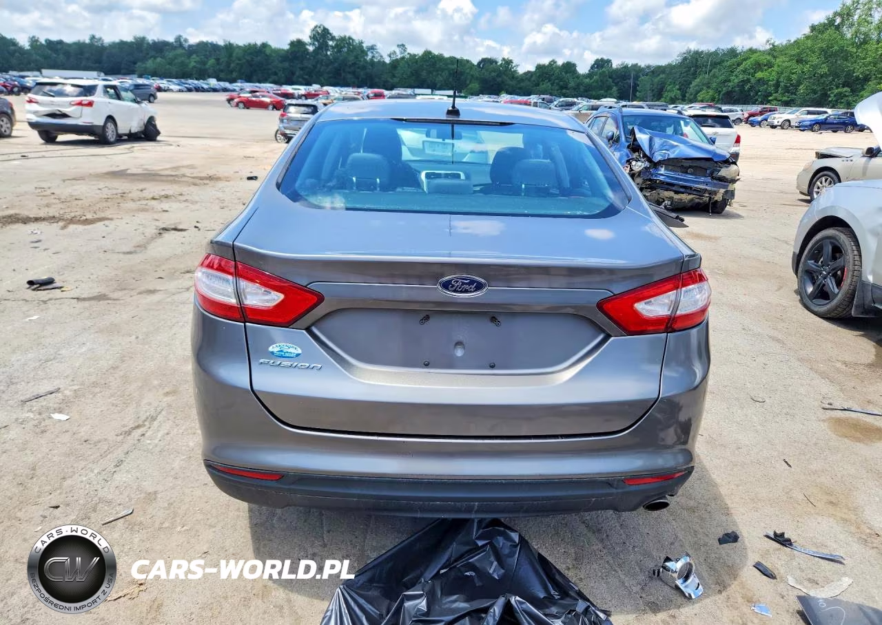 2013 Ford Fusion S VIN:3FA6P0G75DR179916 - 6