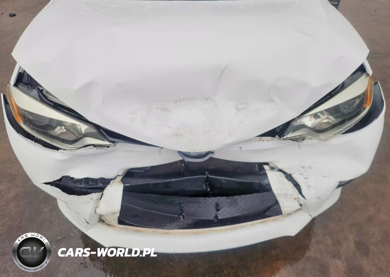 2016 Toyota Corolla Le Plus VIN:5YFBURHE1GP380239 - 11