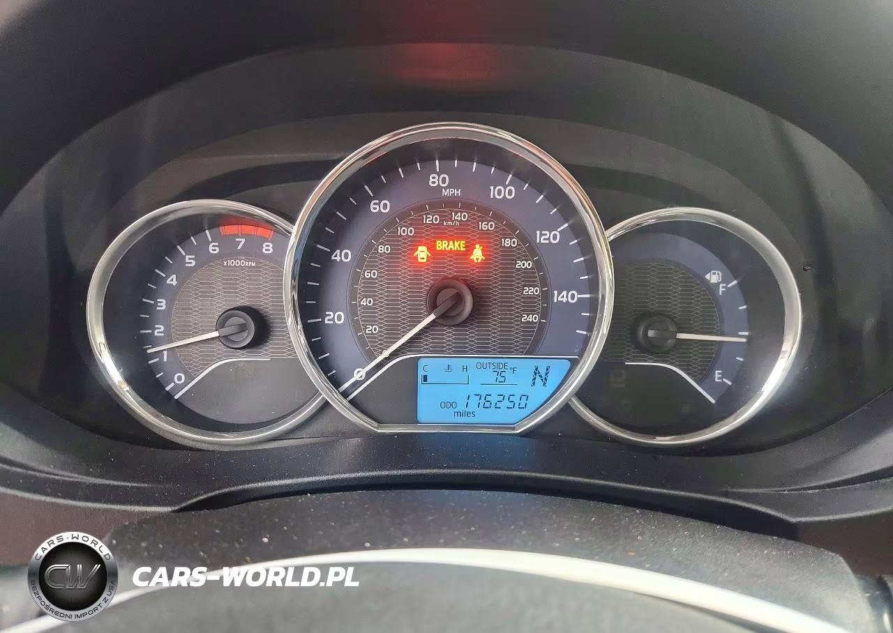 2016 Toyota Corolla Le Plus VIN:5YFBURHE1GP380239 - 9
