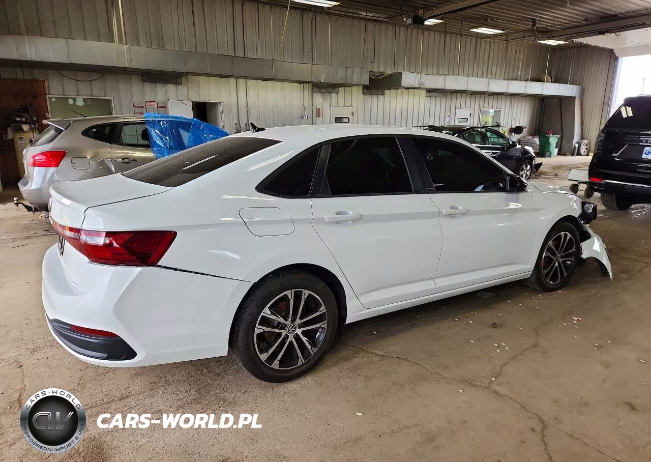 2025 Volkswagen Jetta Sport VIN:3VWBX7BU0SM026107 - 3