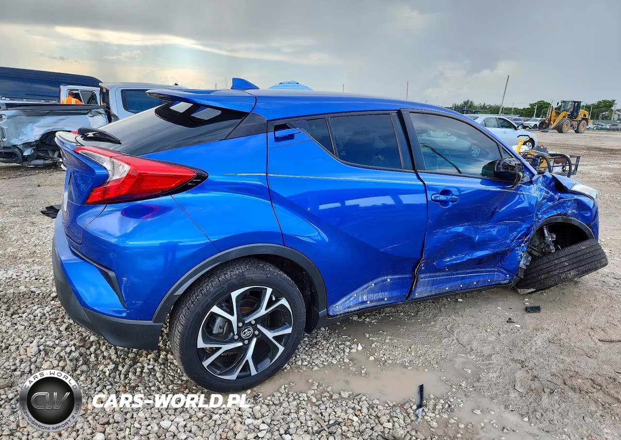 2018 Toyota C-Hr Xle VIN:NMTKHMBX4JR040808 - 3