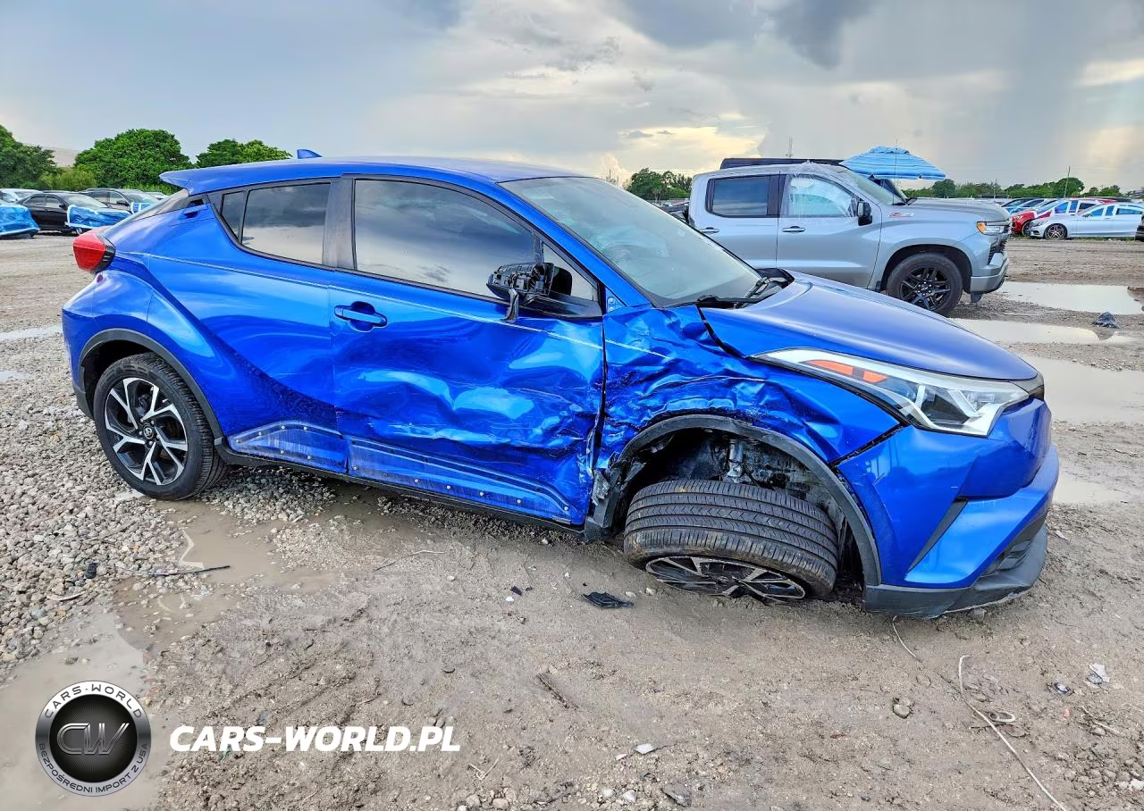 2018 Toyota C-Hr Xle VIN:NMTKHMBX4JR040808 - 4