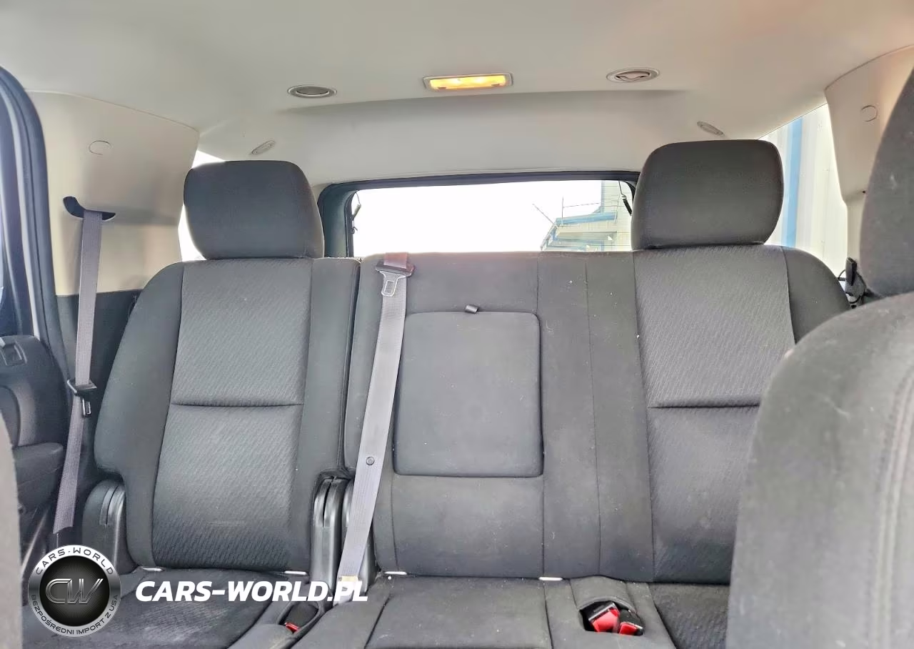 2011 Chevrolet Tahoe K1500 Ls VIN:1GNSKAE01BR129372 - 10
