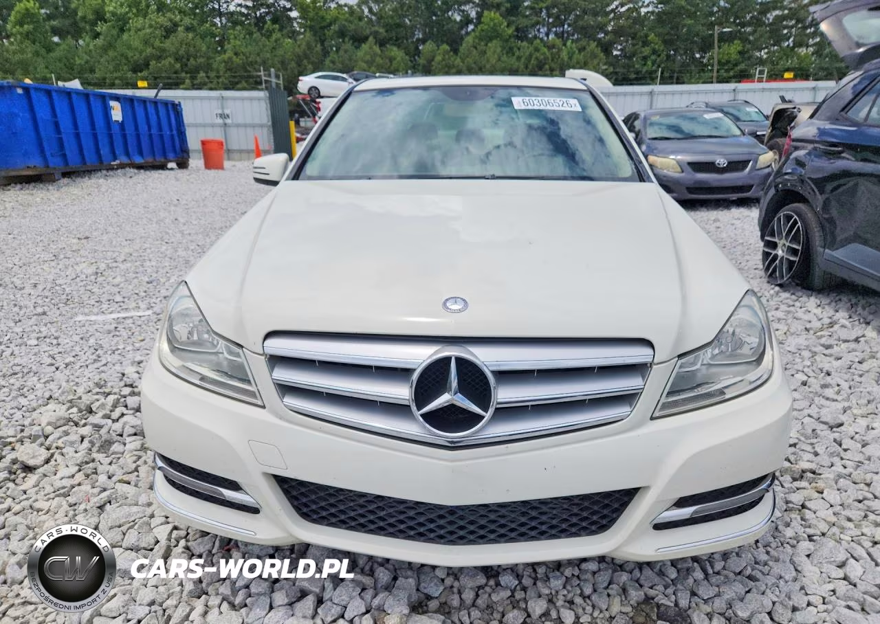 2012 Mercedes-Benz C 250 VIN:WDDGF4HB5CR237910 - 5
