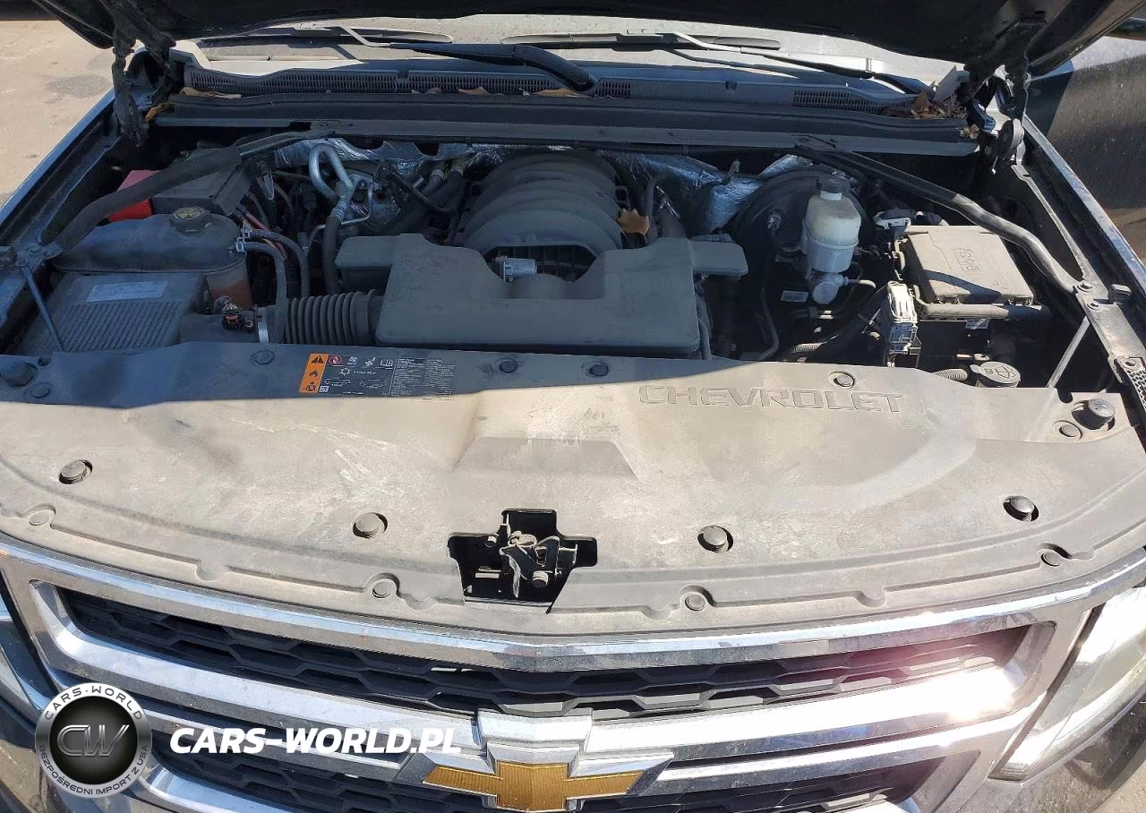 2017 Chevrolet Tahoe C1500 Ls VIN:1GNSCAKC6HR225034 - 12