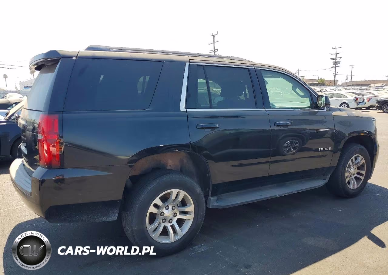2017 Chevrolet Tahoe C1500 Ls VIN:1GNSCAKC6HR225034 - 3