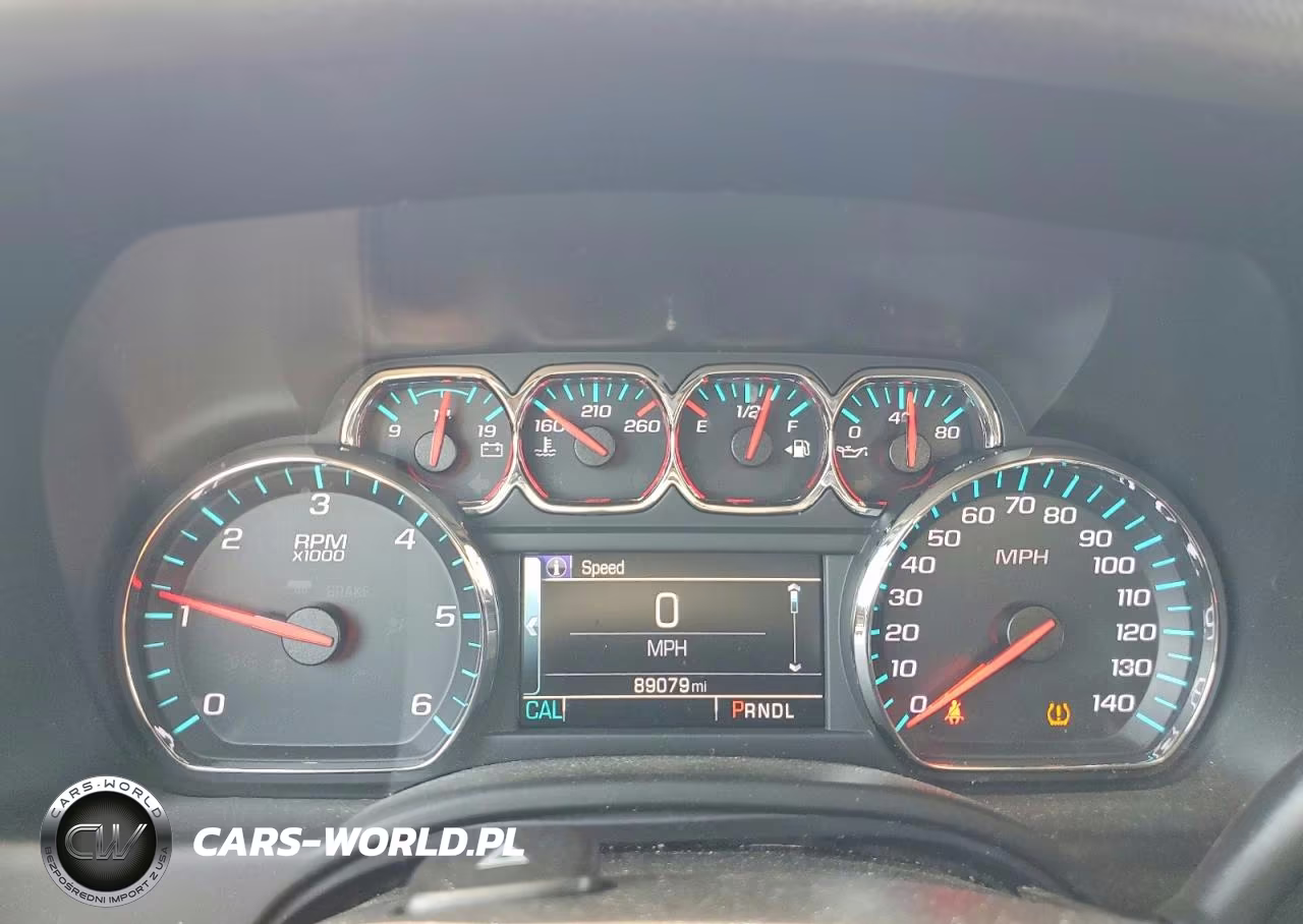 2017 Chevrolet Tahoe C1500 Ls VIN:1GNSCAKC6HR225034 - 9