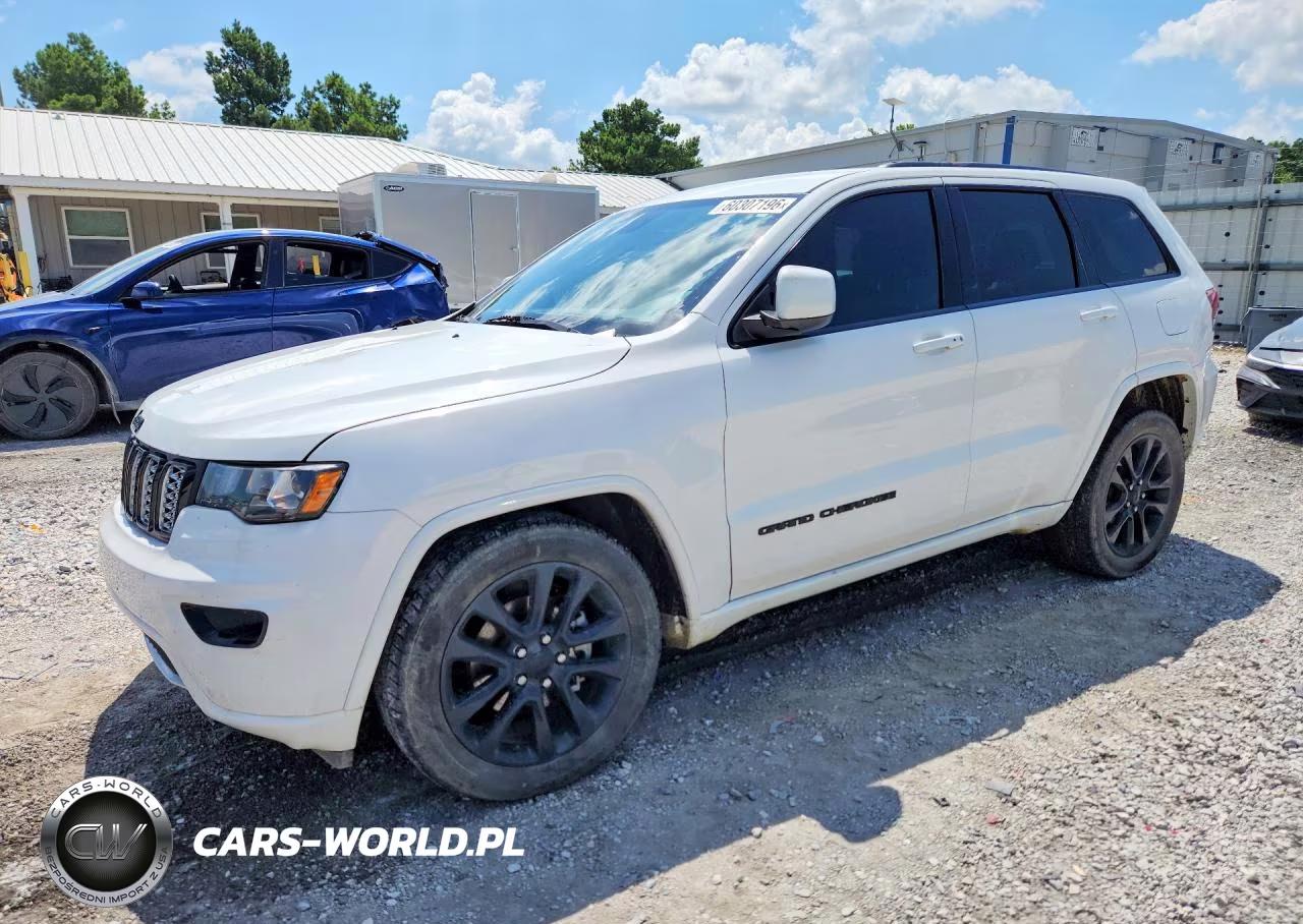 2019 Jeep Grand Cherokee Laredo VIN:1C4RJEAG2KC856916 - 1
