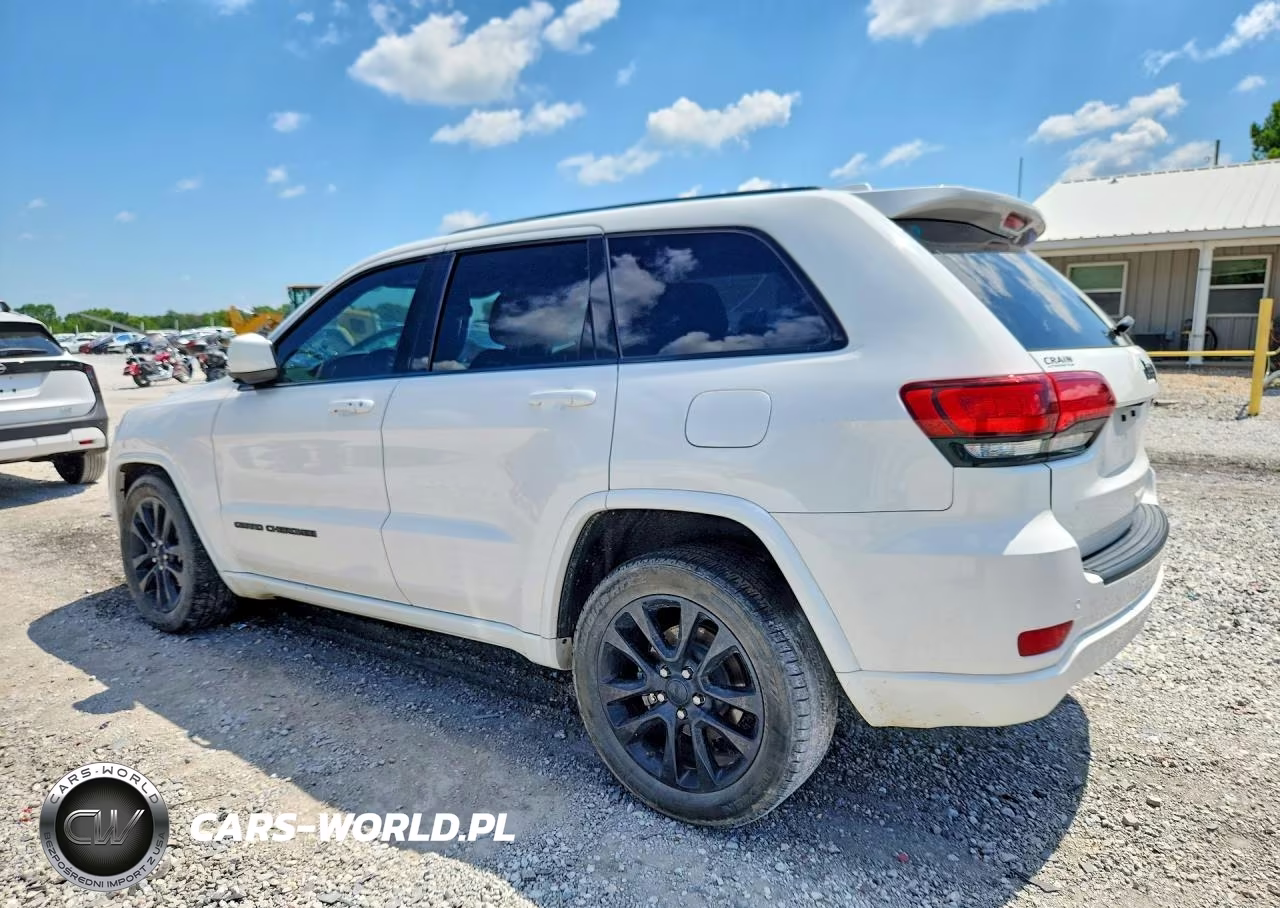 2019 Jeep Grand Cherokee Laredo VIN:1C4RJEAG2KC856916 - 2