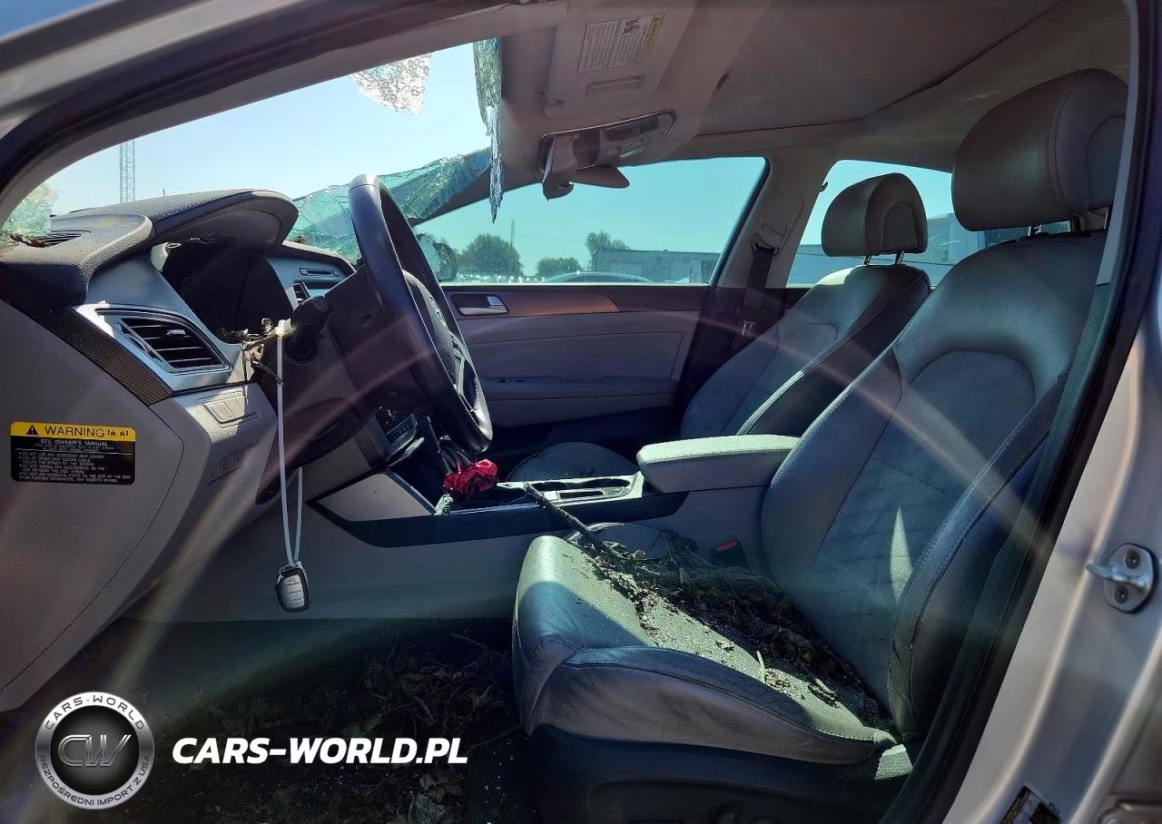 2017 Hyundai Sonata Sport VIN:5NPE34AF6HH440648 - 7