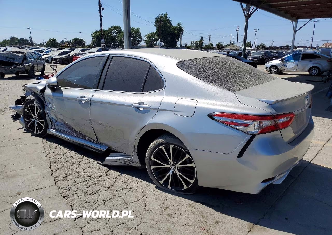 2018 Toyota Camry Se VIN:4T1B11HK2JU617035 - 2