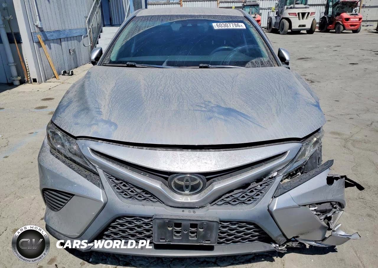 2018 Toyota Camry Se VIN:4T1B11HK2JU617035 - 5