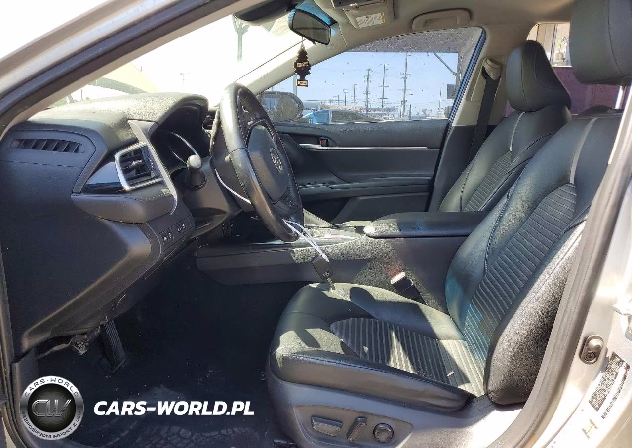 2018 Toyota Camry Se VIN:4T1B11HK2JU617035 - 7