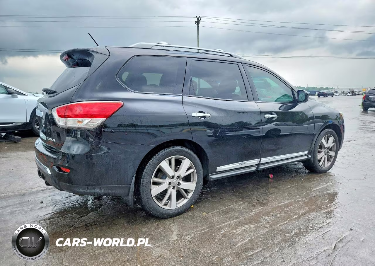 2016 Nissan Pathfinder Platinum VIN:5N1AR2MN6GC670572 - 3