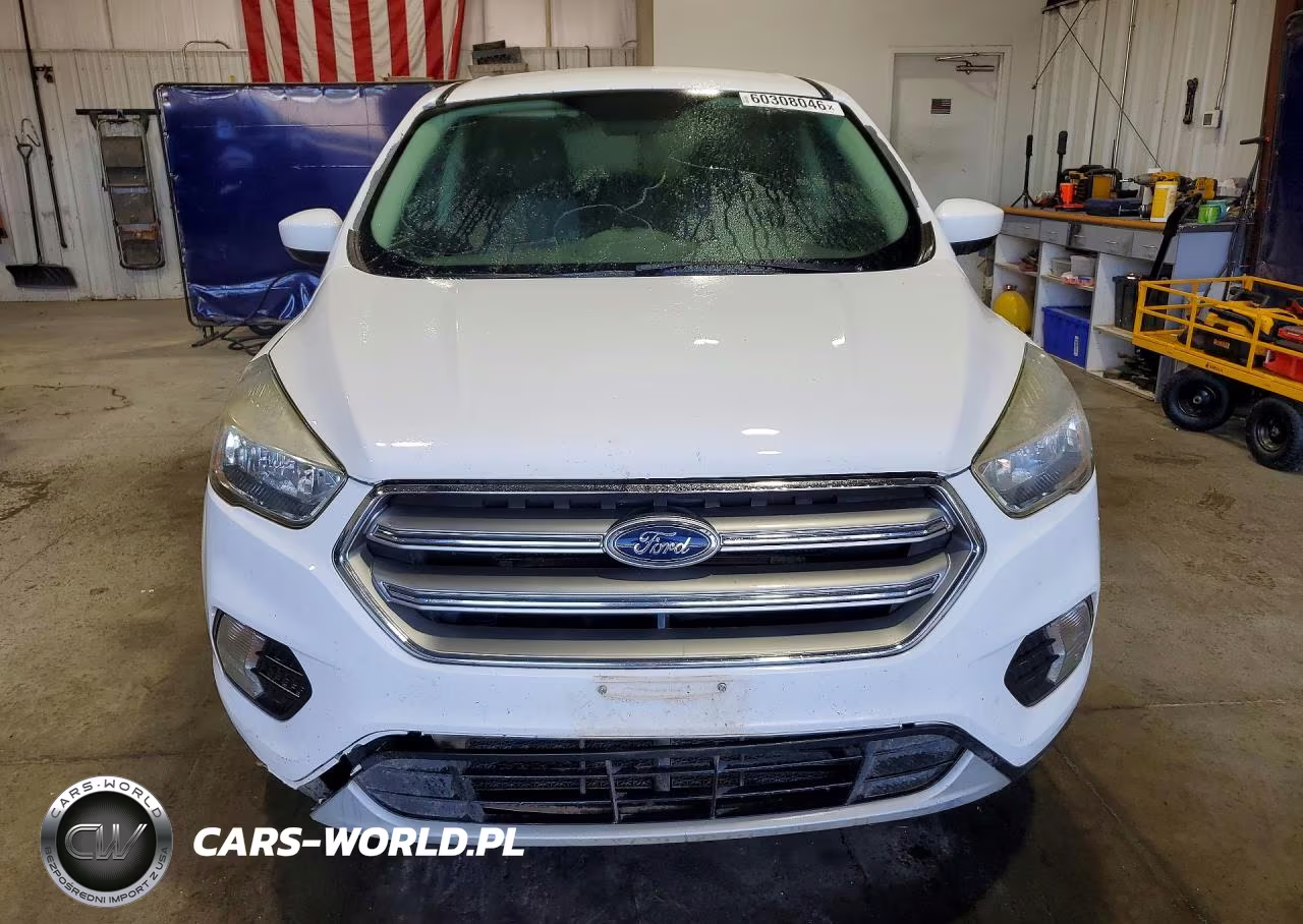 2017 Ford Escape Se VIN:1FMCU9GDXHUE24462 - 5