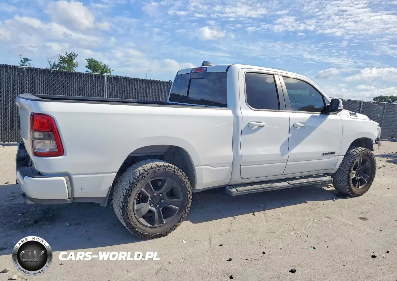 2020 Ram 1500 Big Horn VIN:1C6RREBTXLN359159 - 3
