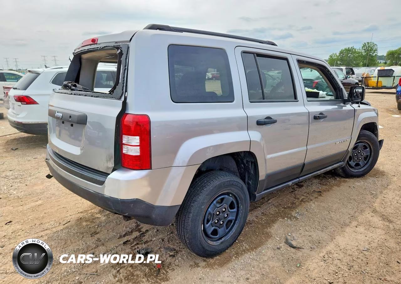 2016 Jeep Patriot Sport VIN:1C4NJRBB1GD752816 - 3