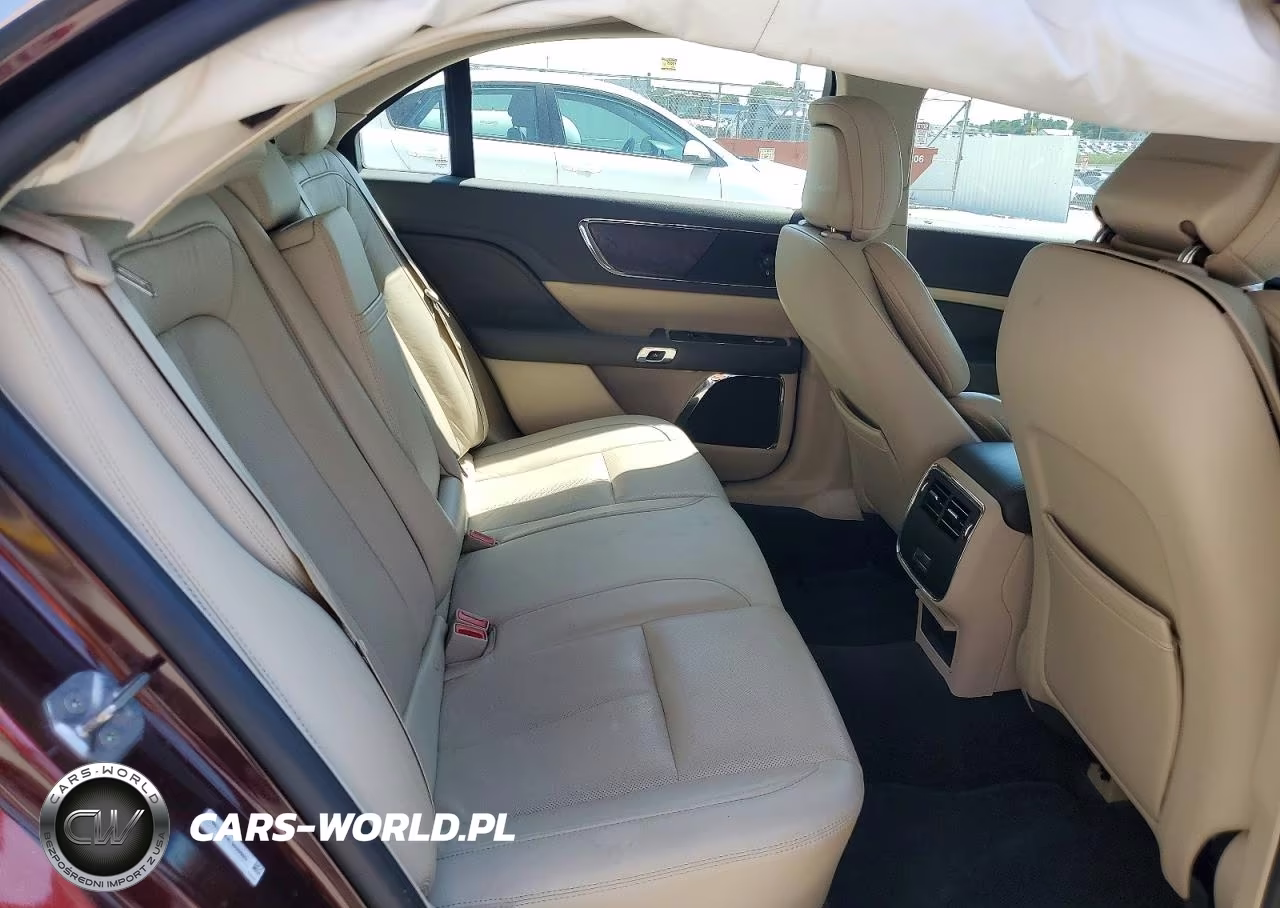 2020 Lincoln Continental VIN:1LN6L9PK4L5600665 - 10