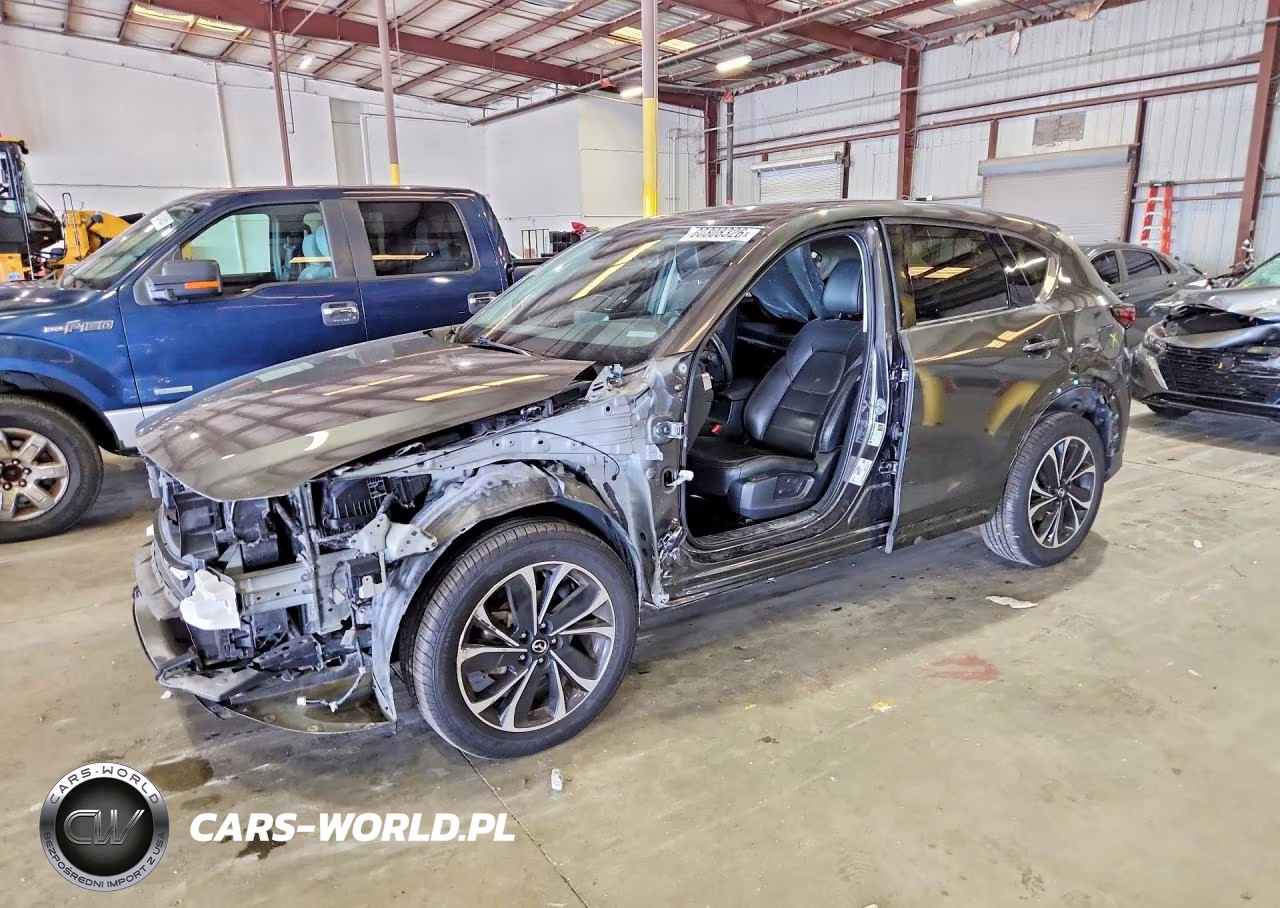2022 Mazda Cx-5 Premium – zdjęcie 1 z 14