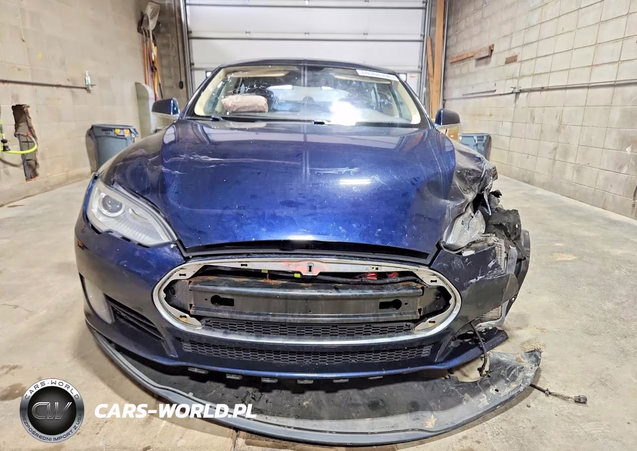 2014 Tesla Model S VIN:5YJSA1H1XEFP36428 - 5