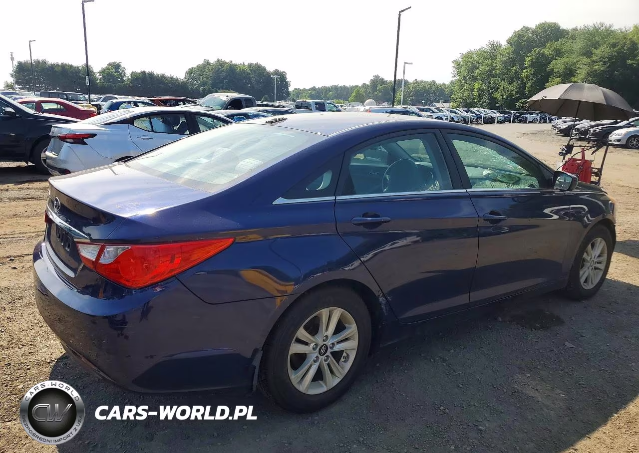 2013 Hyundai Sonata Gls VIN:5NPEB4AC4DH675469 - 3