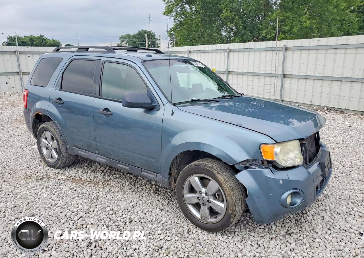2010 Ford Escape Xlt VIN:1FMCU9DG2AKD46713 - 4