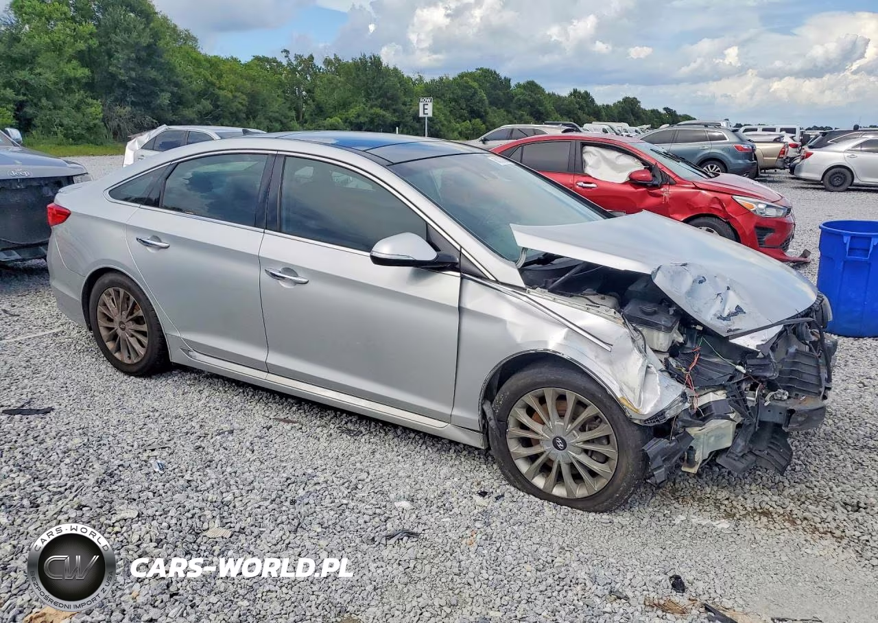 2015 Hyundai Sonata Limited VIN:5NPE34AF3FH042634 - 4