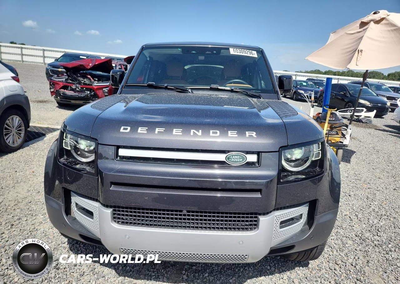 2024 Land Rover Defender 110 S VIN:SALEJ7EXXR2285348 - 5