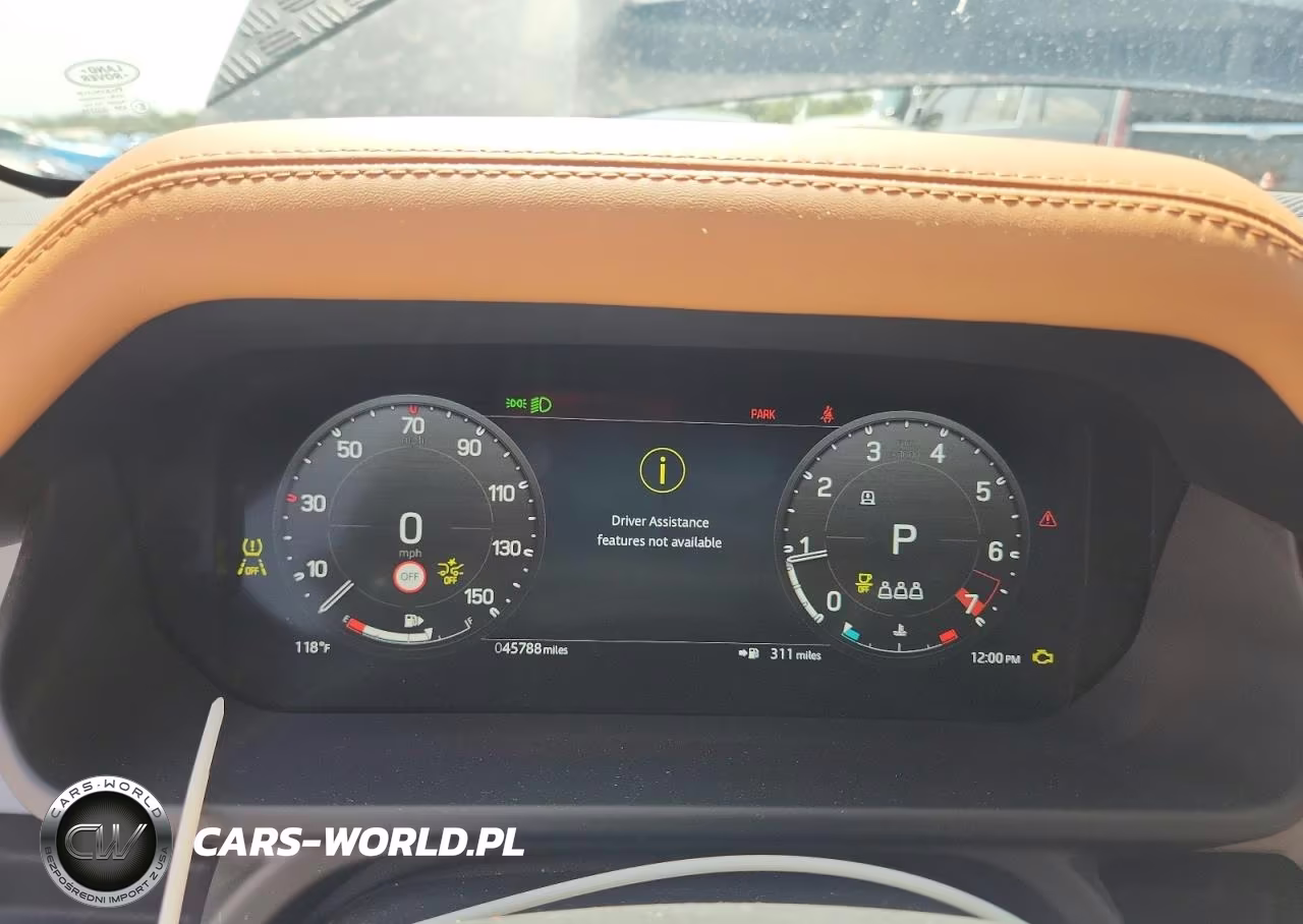2024 Land Rover Defender 110 S VIN:SALEJ7EXXR2285348 - 9