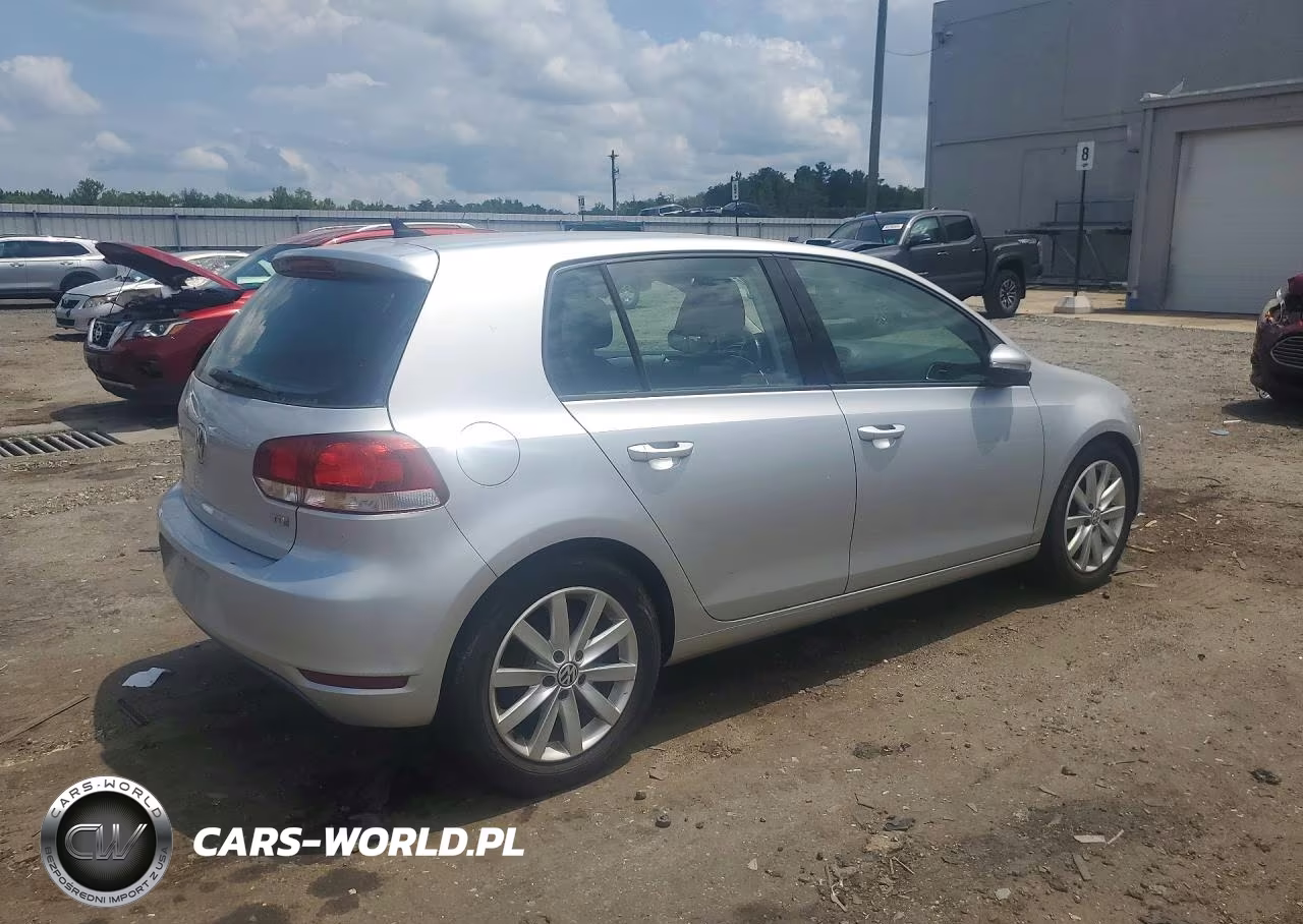 2012 Volkswagen Golf VIN:WVWNM7AJ8CW301062 - 3