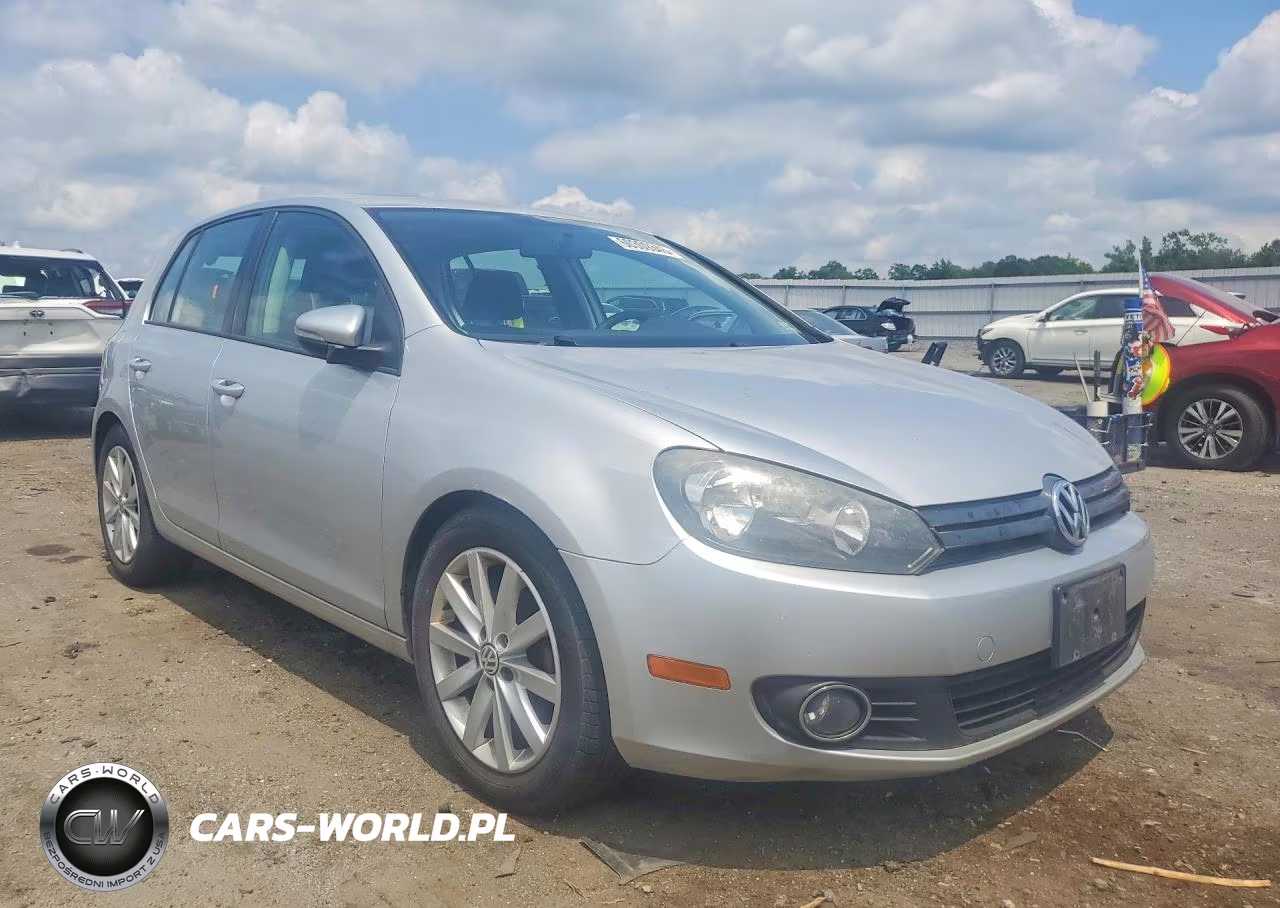 2012 Volkswagen Golf VIN:WVWNM7AJ8CW301062 - 4