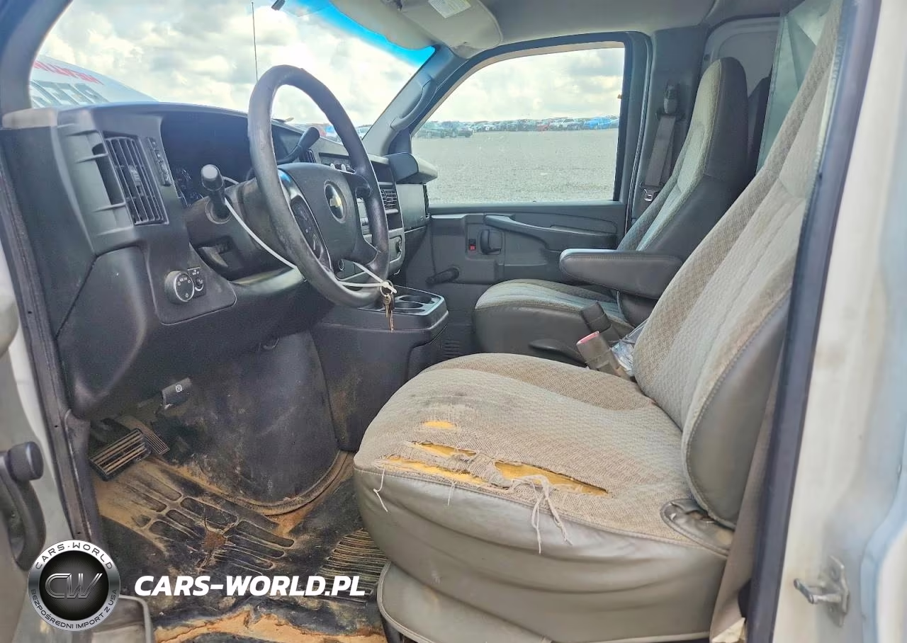 2009 Chevrolet Express G2500 VIN:1GCGG25C491181054 - 7