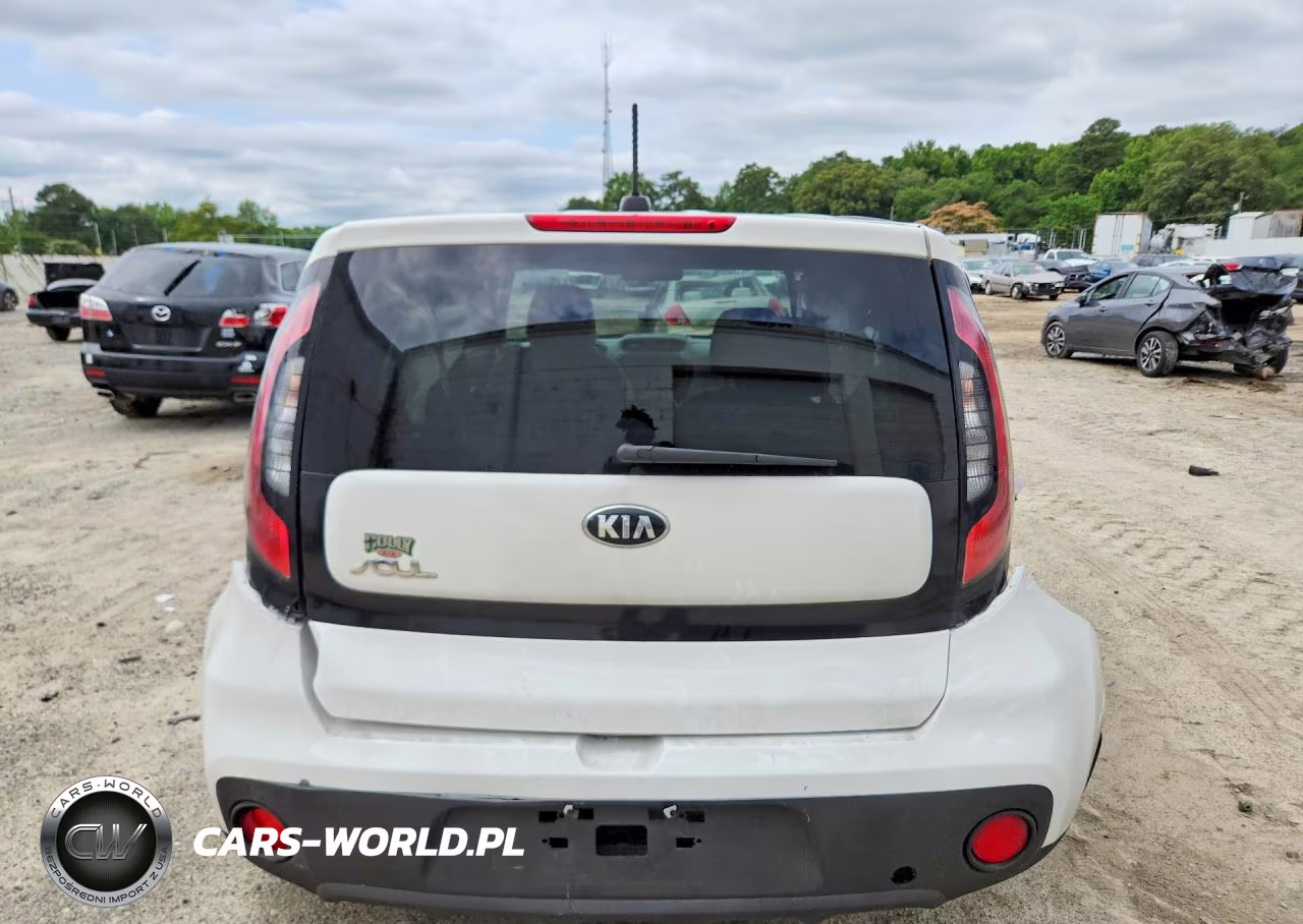 2018 Kia Soul Base VIN:KNDJN2A29J7570377 - 6