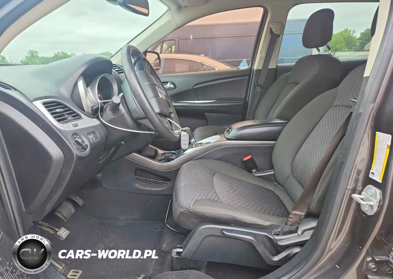 2019 Dodge Journey Se VIN:3C4PDCBB2KT874830 - 7