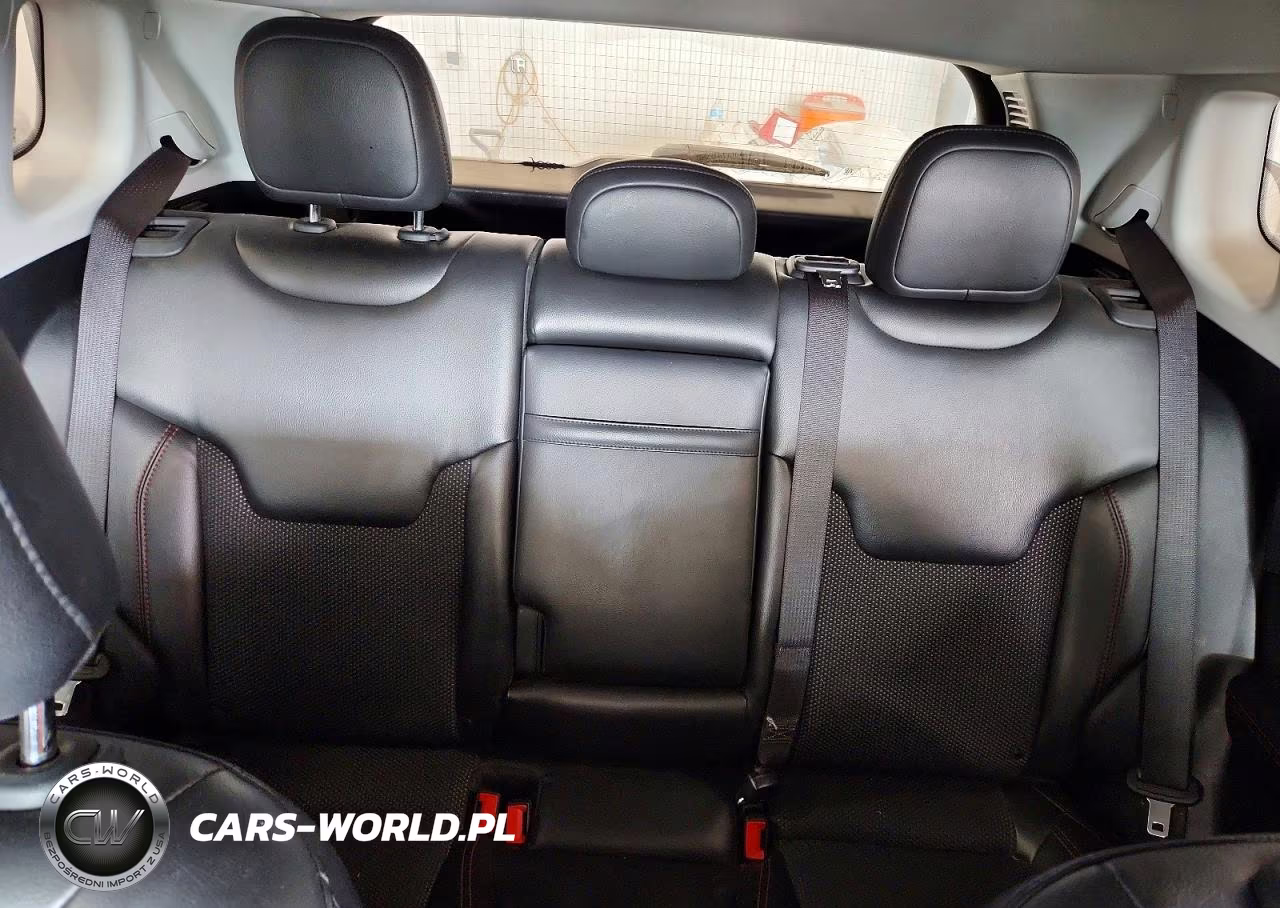 2019 Jeep Compass Trailhawk VIN:3C4NJDDB3KT627982 - 10