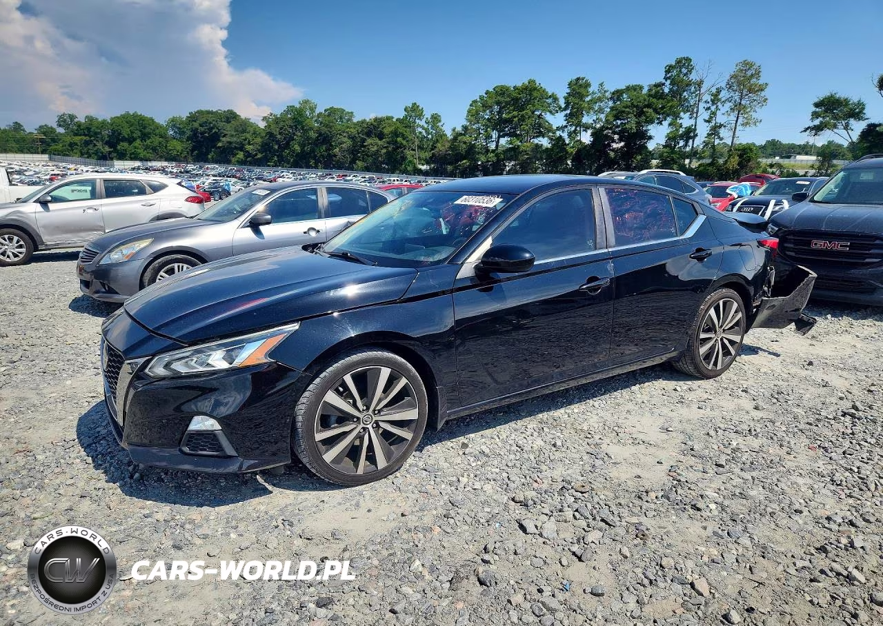 2020 Nissan Altima Sr