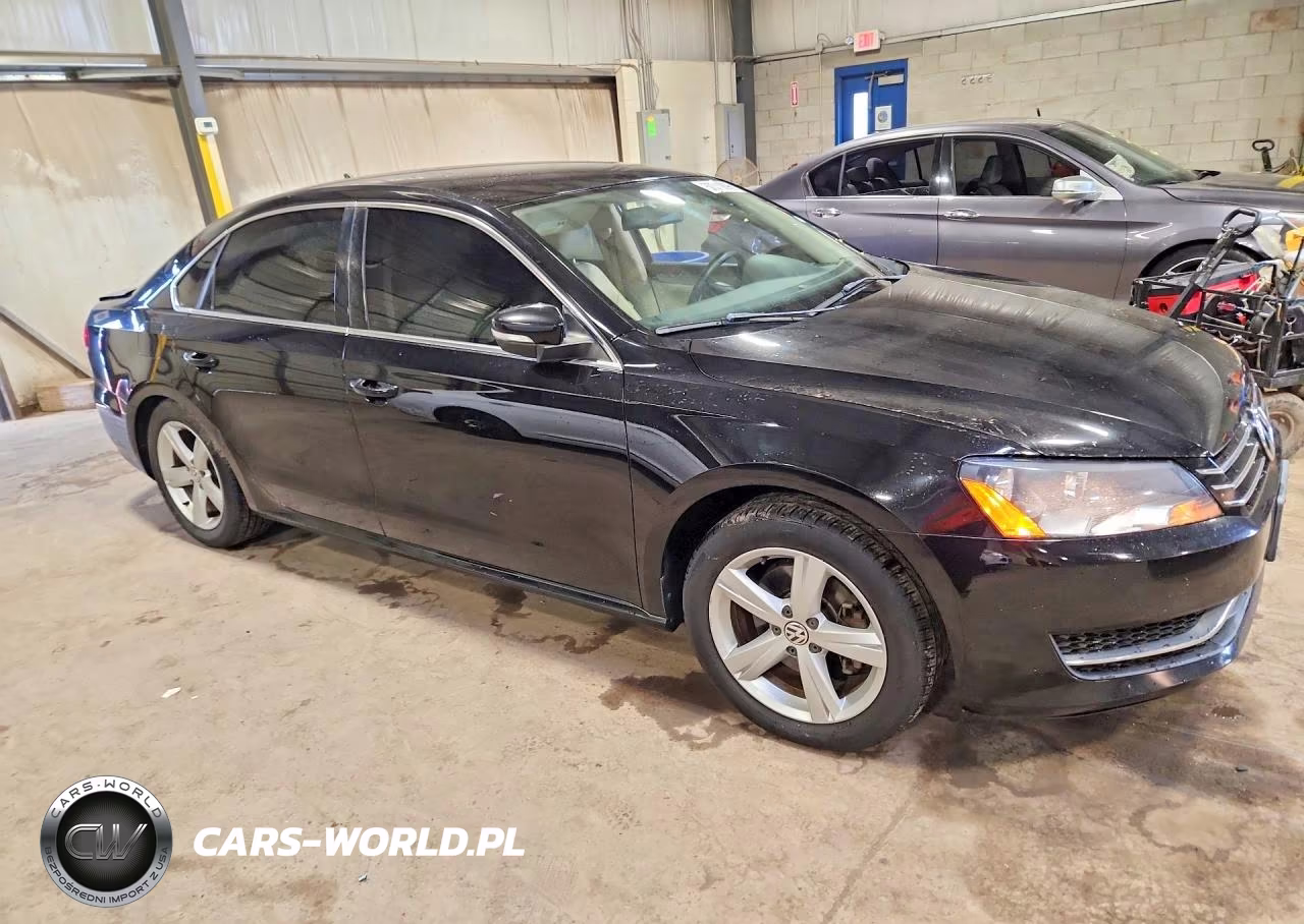 2014 Volkswagen Passat Se VIN:1VWBT7A39EC073047 - 4